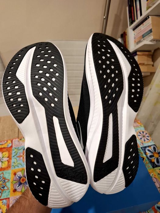 Маратонки за бягане Hoka Mach 6 - номер 42 - Нови