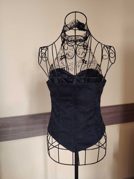 Дамско елегантно бюстие