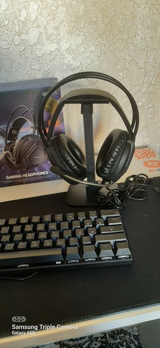 Borofone o'yin quloqchini