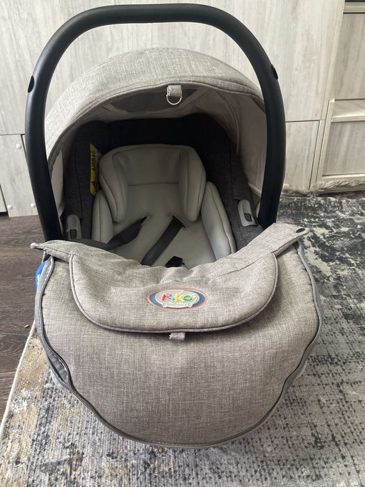 Продам автолюльку в хорошем состоянии.