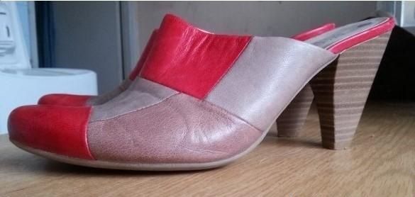 Дамски обувки-чехъл с ток, сандал бежов- естест.кожа, ефектен ток