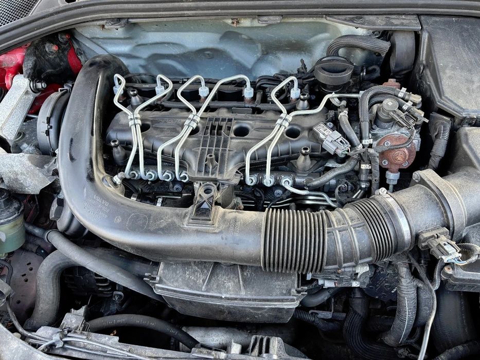 Motor Volvo 2.0 diesel, 5 cilindrii D5204T2