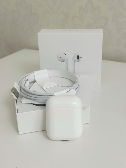 AirPods (2 поколение)
