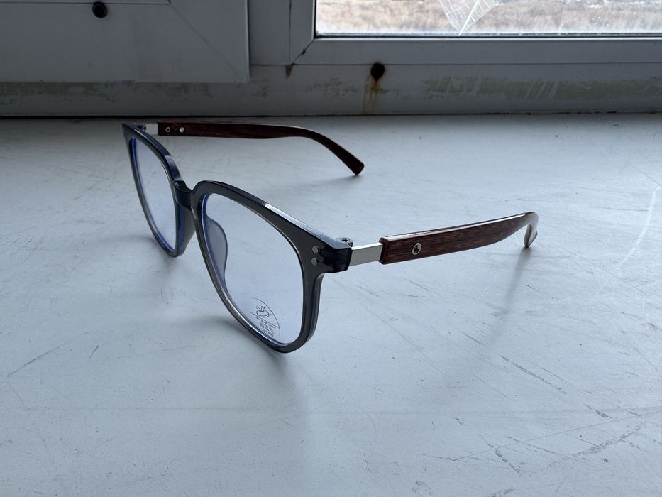 Продам оправу нулевки новая