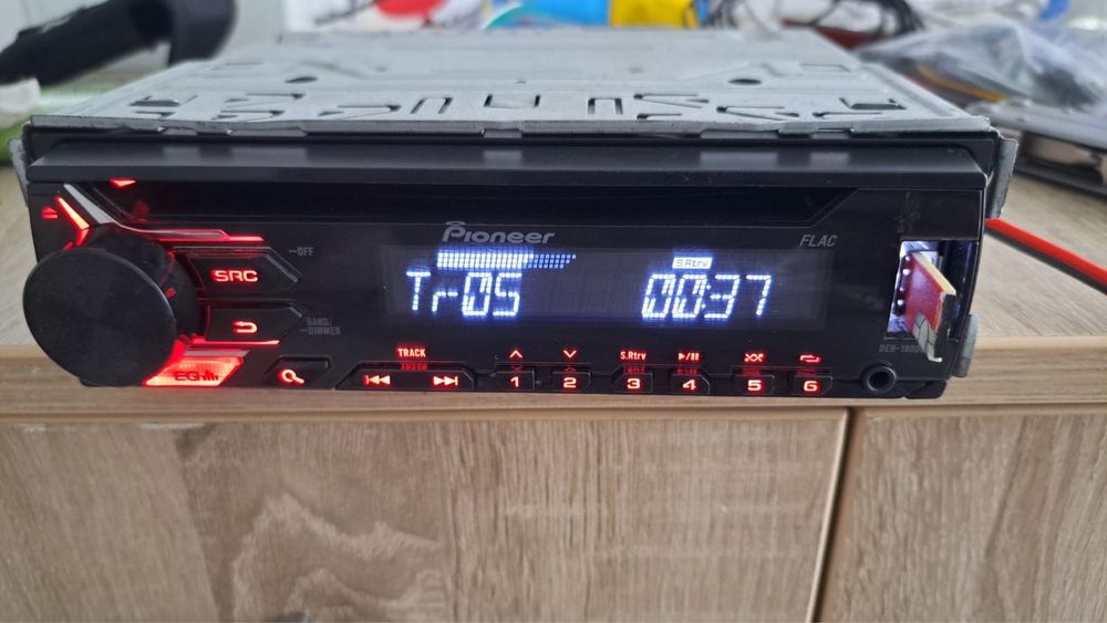 Radio CD Player Auto Pioneer DEH-1900UB - USB / AUX