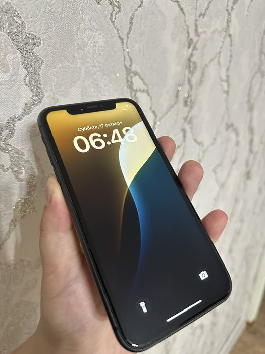 Продам Айфон iPhone 11 ; 64гб состояние 9/10