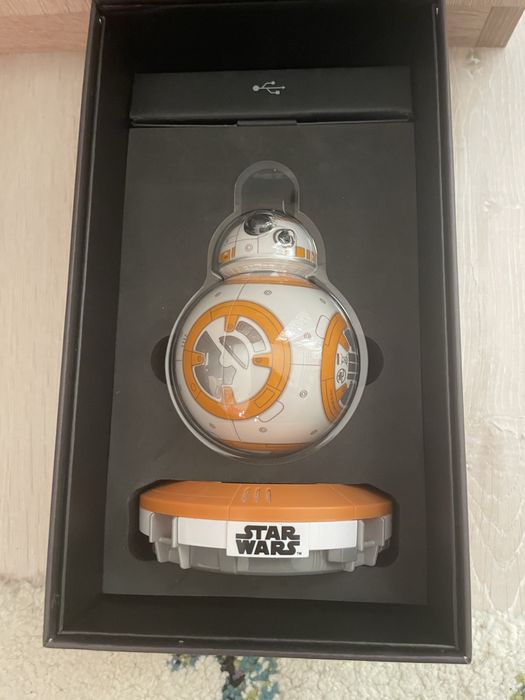 BB-8 робот чисто нов
