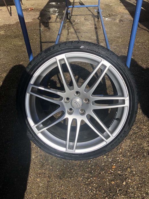 Комплект 4 бр. автомобилни гуми с джанти