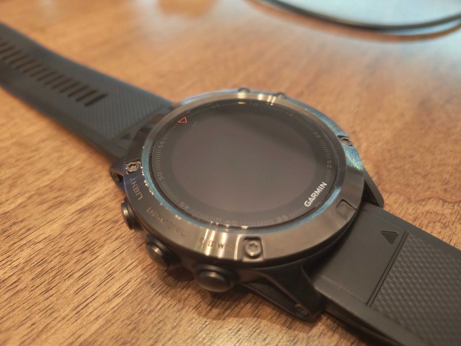 Продавам Garmin Fēnix 5X Sapphire GPS Smartwatch 51мм