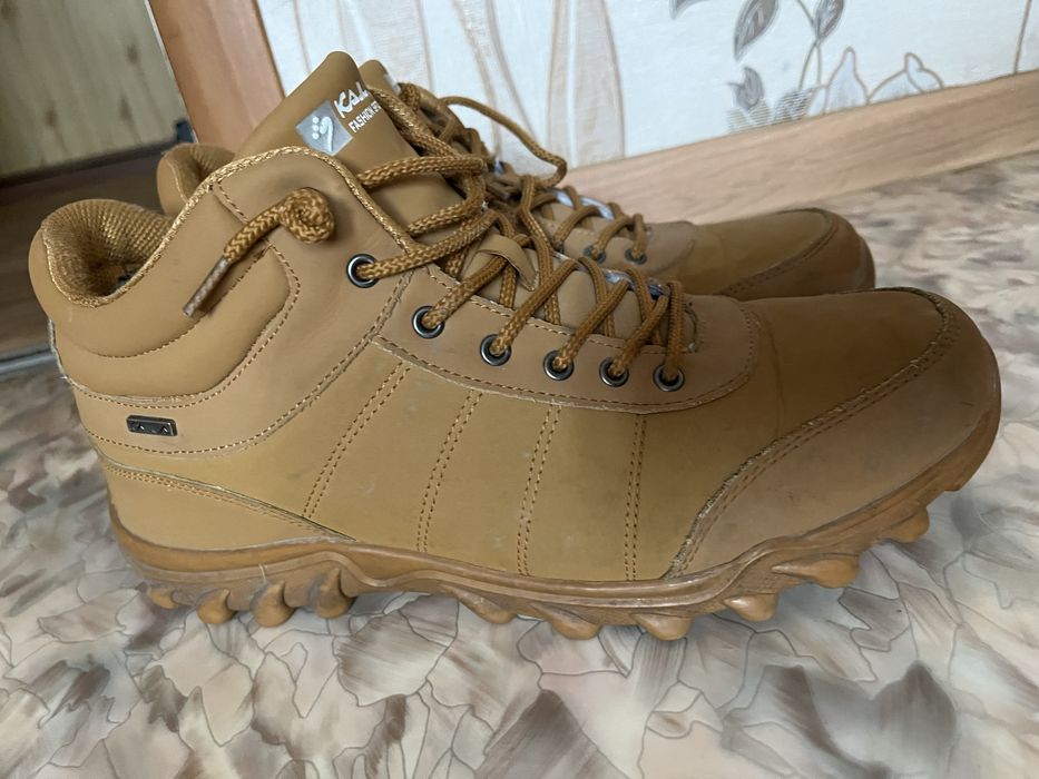 Продам ботинки демтсезон