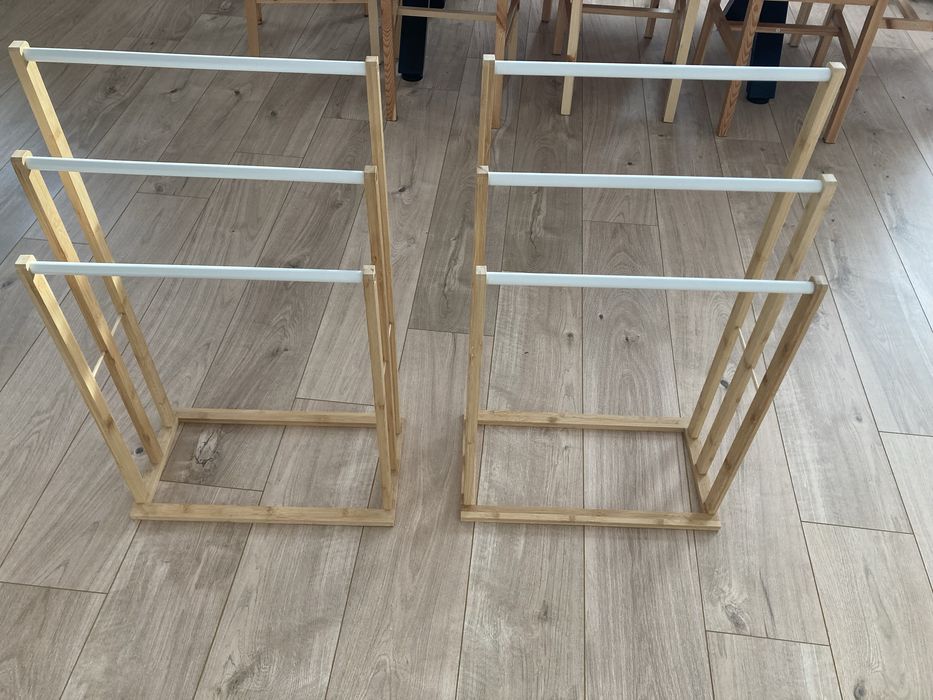 Suport prosoape baie