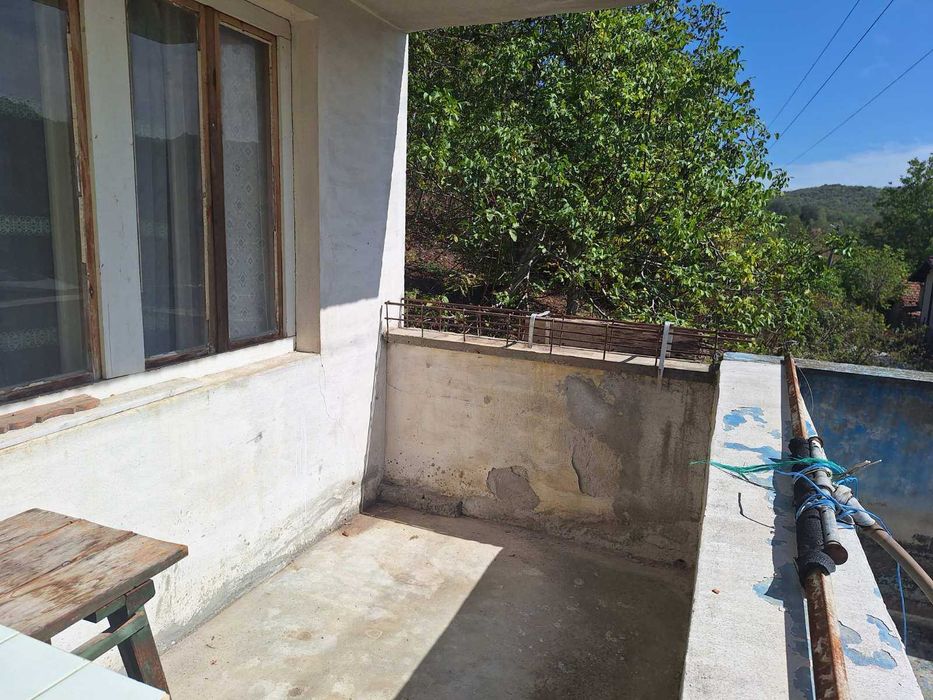 Продава се Къща в с. Малки чифлик, Област Велико Търново - 100 кв.м за 357 €/кв.м - Снимка #13