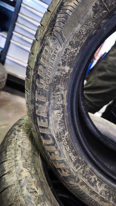 Гуми летни GoodYear Efficient 195x65 R15 DOT 5117 (8 години)