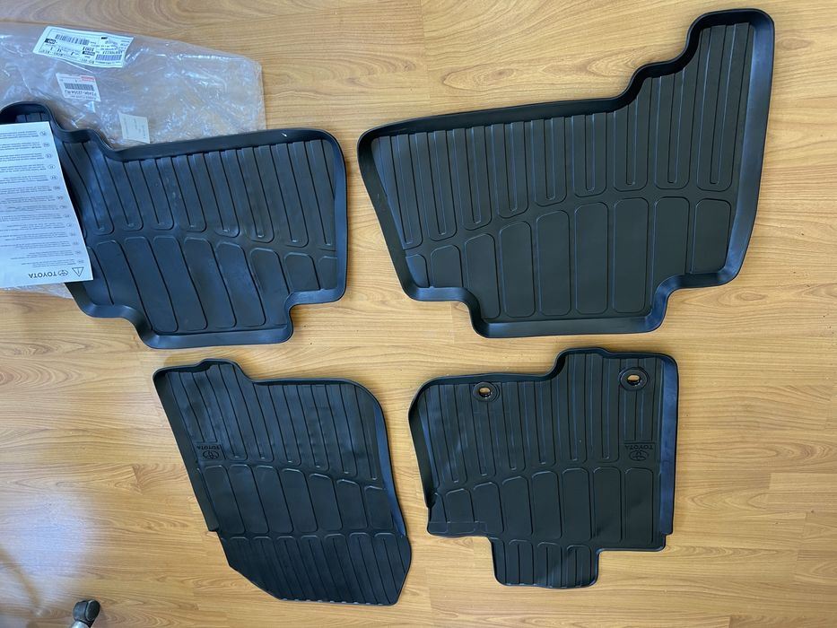 Set Covorase Noi All Weather Iarna Toyota Land Cruiser 150 Executive