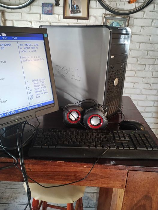 Пълна настолна компютърна конфигурация