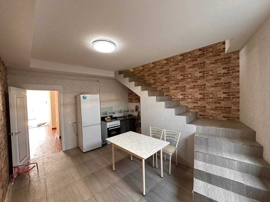 Продаётся 2х Этажный Коттедж 6 комнат Шумиловский