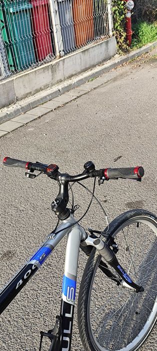 Vand Bicicleta Bulls roti 28 perfect functionala cadru de aluminiu