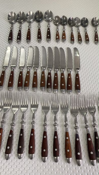 Продам столовый прибор