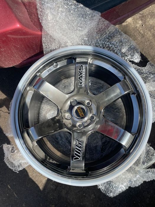 Продам 2 диска!!