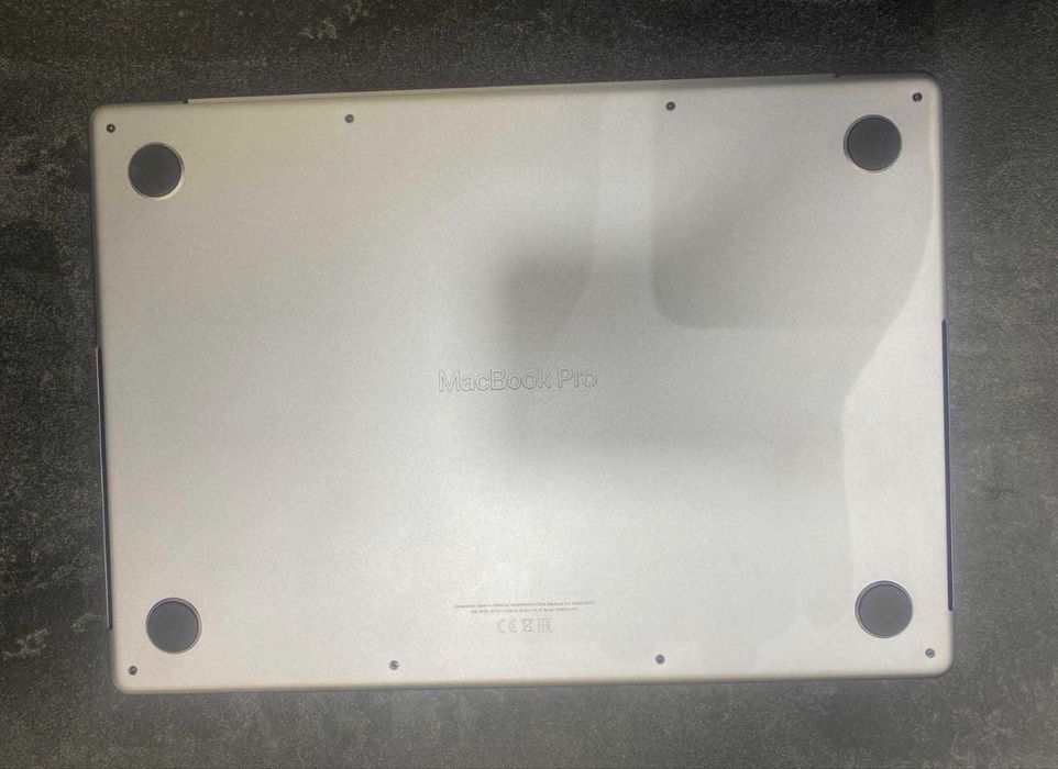 Лаптоп Macbook Pro M2 Pro Chip 16GB RAM 512 ROM