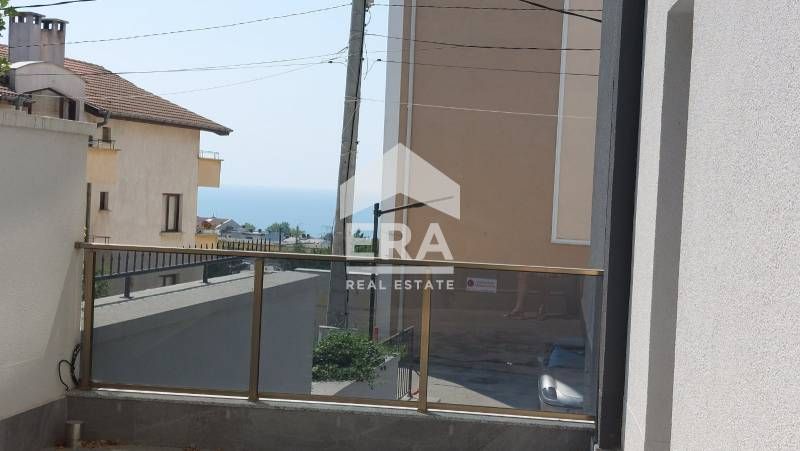 Продава се Двустаен апартамент в Варна, Бриз - 96 кв.м за 1948 €/кв.м - Снимка #11