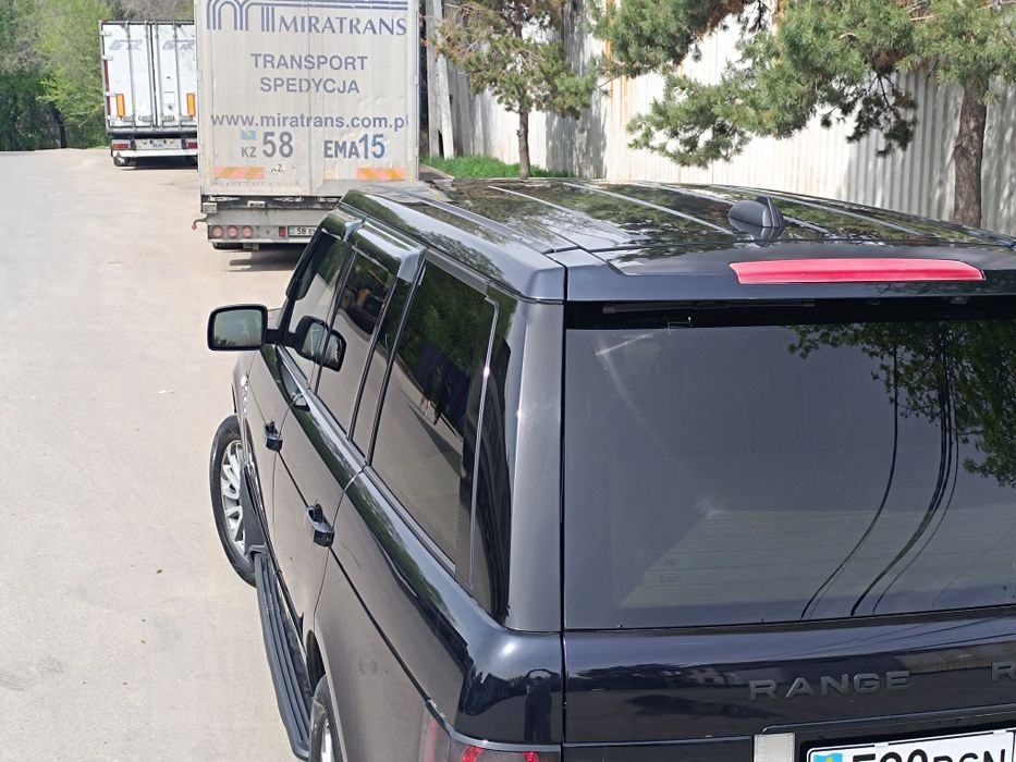 Продам автомобиль Range Rover