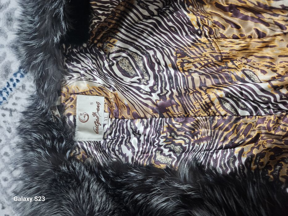 Продаётся шуба кроликовая