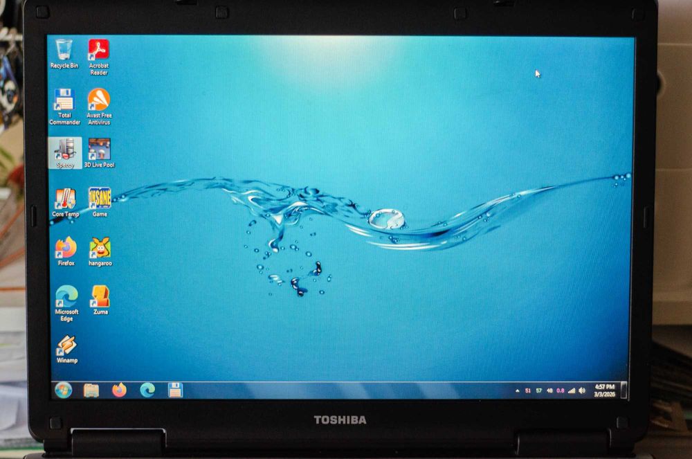 Laptop Toshiba mai vechi,  3 gb ram