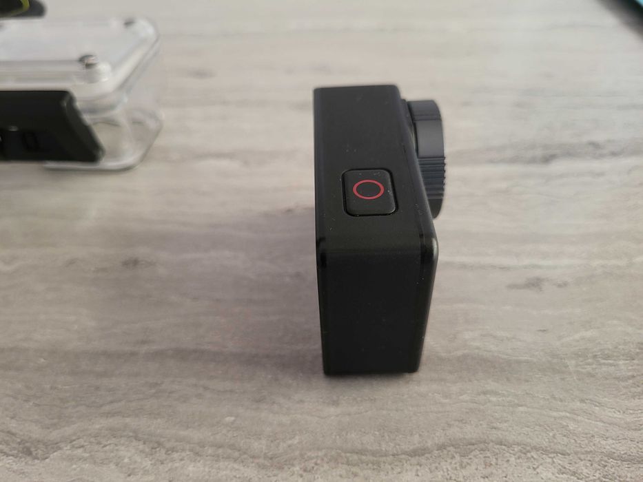 Продам Экшн-камеру SJCAM SJ11 Active