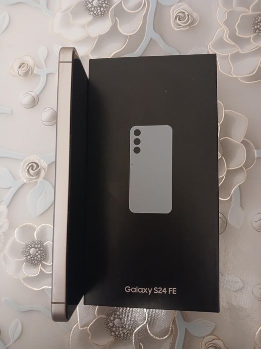 Продам телефон Samsung S24 FE 128GB