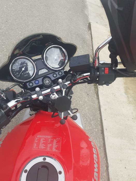 Vând  kawasaki er 5 din 2004 23000 km