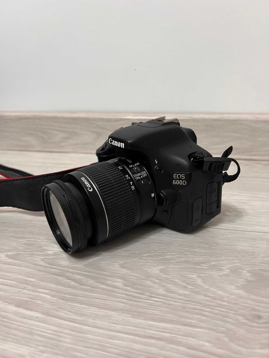 Canon 600D 18-55mm EFS