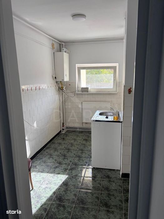 Vindem apartament 2 camere ultracentral
