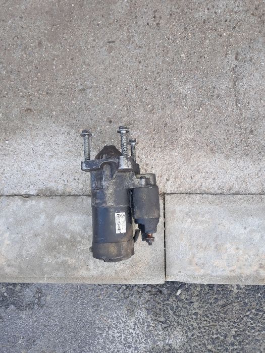 Стартер за рено сценик 2002 1,9