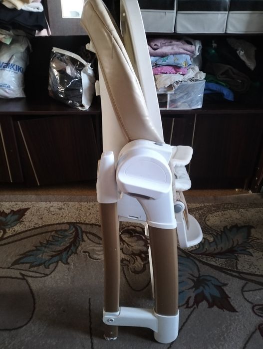 Детский стул для кормления