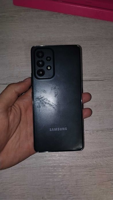 Продам Samsung a53.