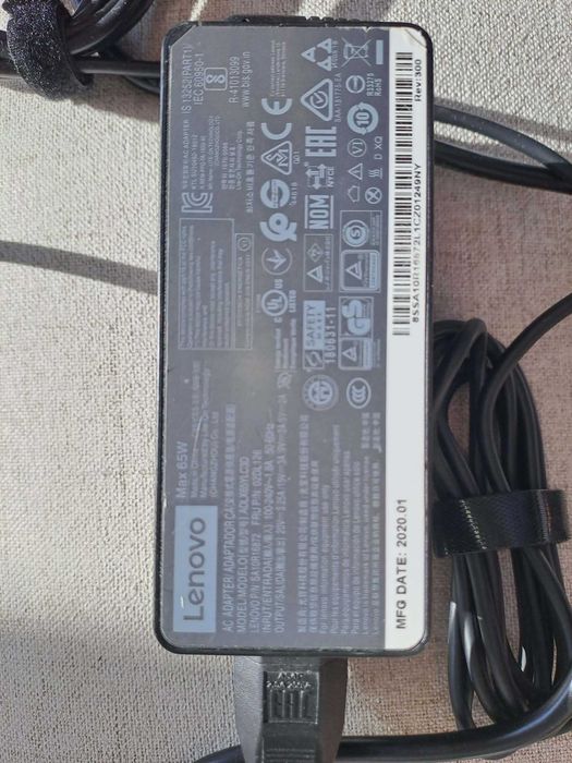 зарядно за лаптоп Lenovo 65w USB-C оригинално, 3 броя, ново