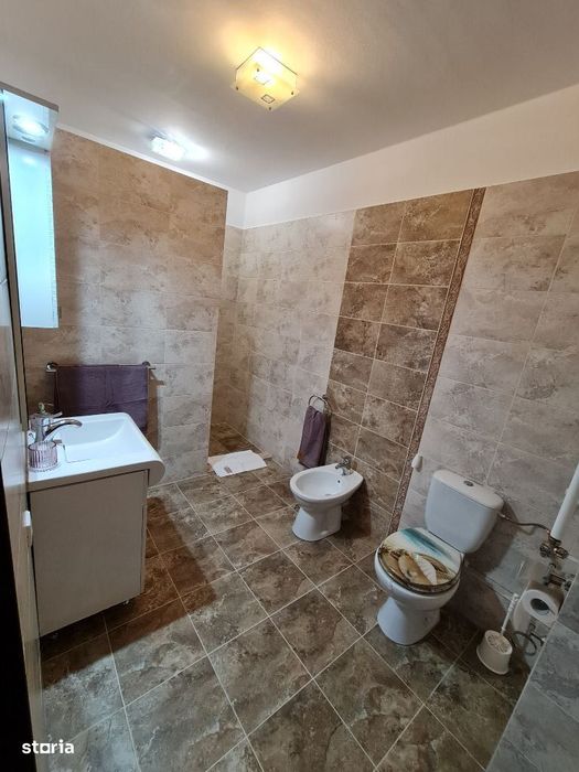 Inchiriez ap. 3camere de LUX ARED KAUFLAND 2dormitoare bloc Nou balcon