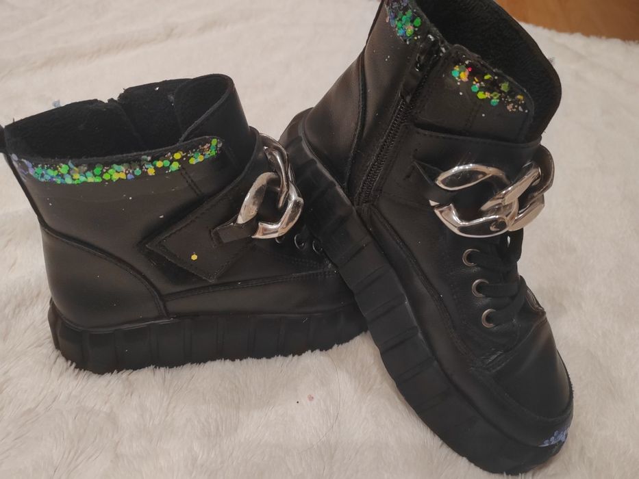 Ботинки на девочку весна