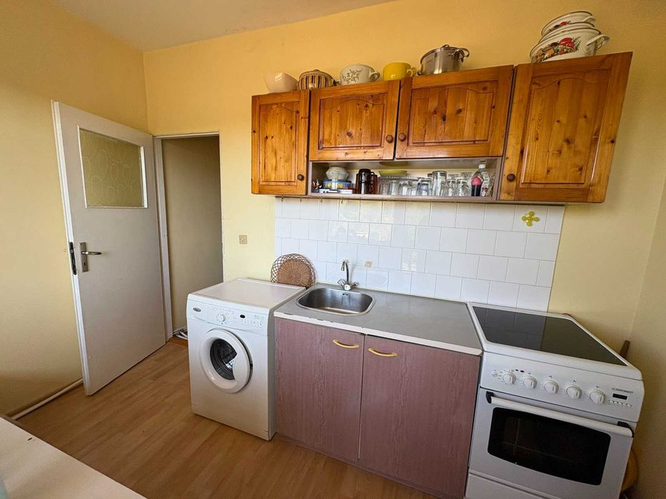 Продава се Двустаен апартамент в Попово - 67 кв.м за 967 €/кв.м - Снимка #2