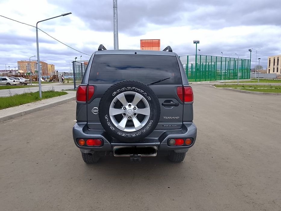 Продам Ниссан тирано 2