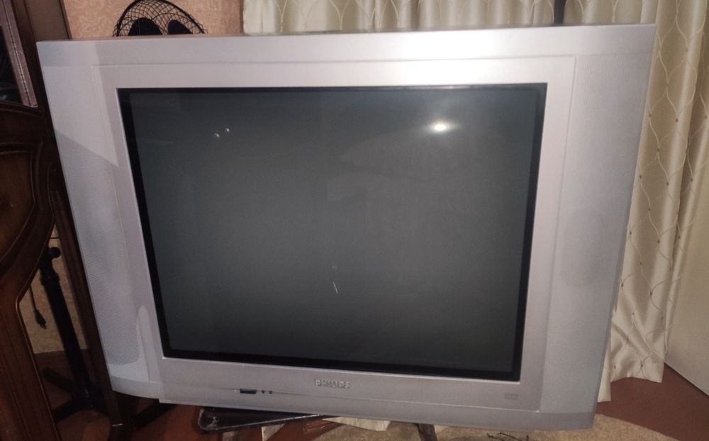 Продам ТВ. Производство Голландия.