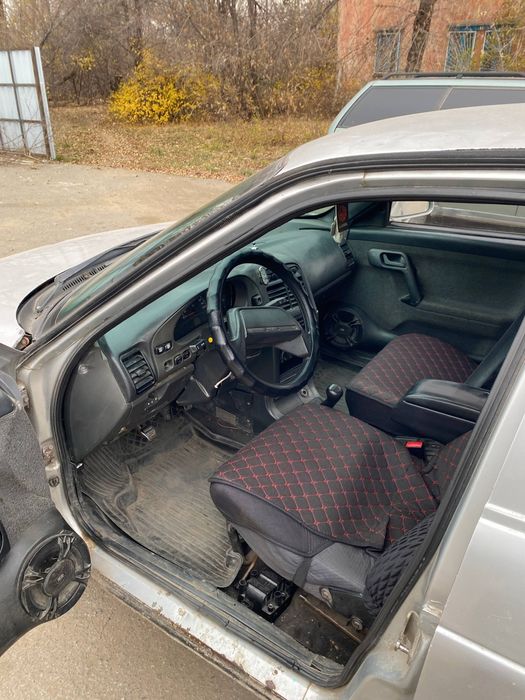 продам ваз 2110 .