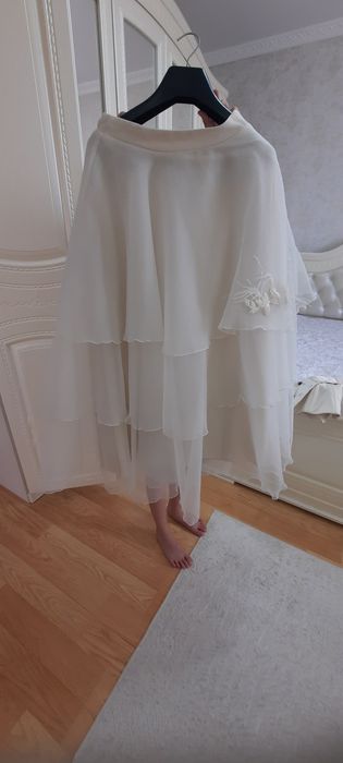 Продам очень красивый костюм