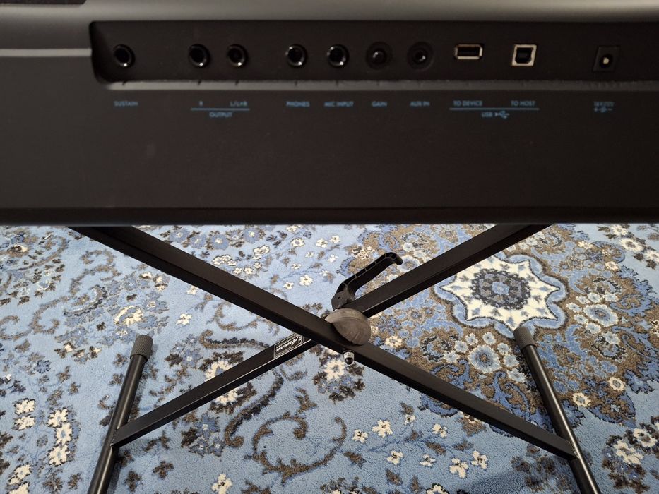 Orga Yamaha PSR EW 425