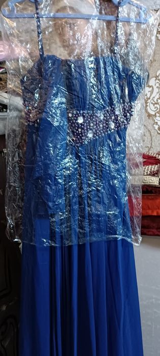 Vecherniy koylaklar kiyganda asal turadi