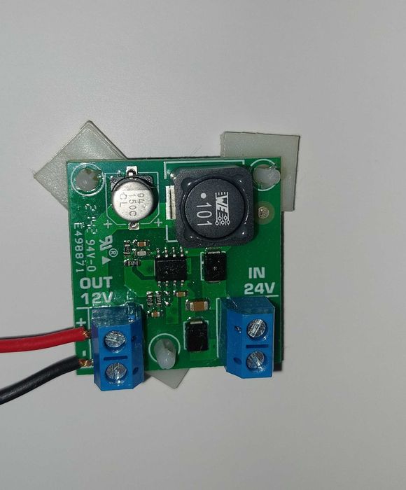 Convertor tensiune 24V lN- 12V OUT