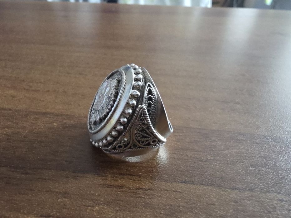 Продам печатку серебро