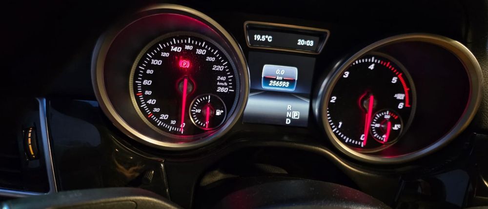 Mercedes-Benz  GLE  350 D CUPE