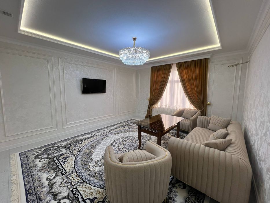 Продаётся 3х Комнатная квартира по адресу Рудакий с евроремонтом